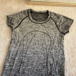 Lululemon swiftly tech short sleeve shirt